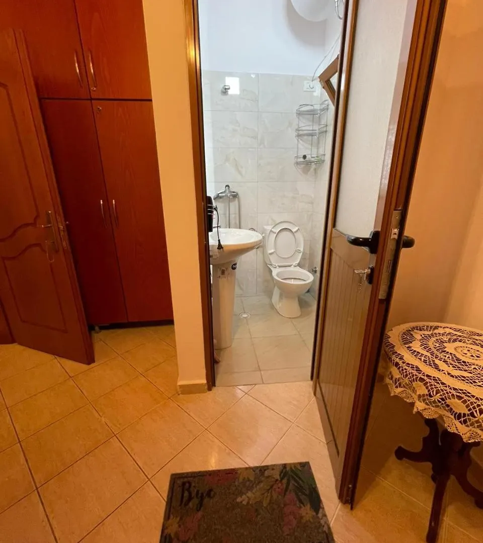 Guesthouse Klajd Gjirokaster Apartment
