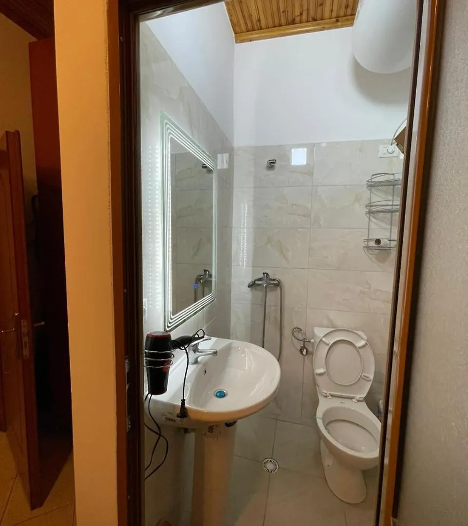 Guesthouse Klajd Gjirokaster Apartment