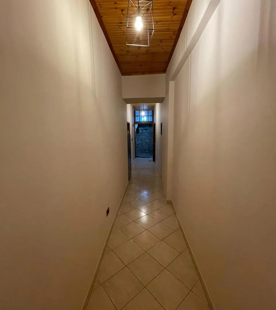Guesthouse Klajd Gjirokaster 0*,