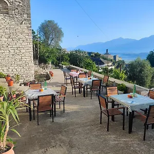 Guri Bed & Breakfast