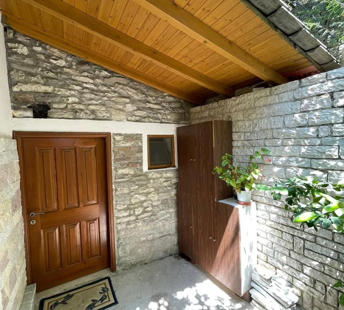 Guesthouse Klajd Gjirokastër